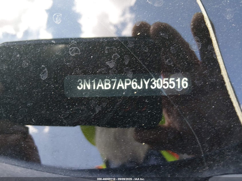 2018 Nissan Sentra VIN 3N1AB7AP6JY305516 IAAI salvage auction — NORMAL WEAR, Original (Texas), sold $0 on 2026-09-30 (photo 9)