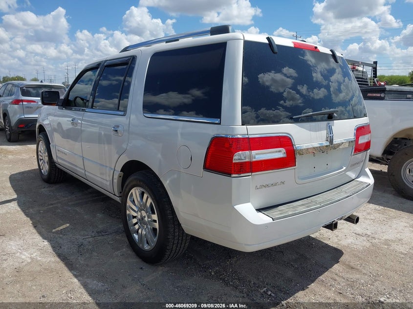 2013 Lincoln Navigator VIN 5LMJJ2J55DEL06541 IAAI salvage auction — NORMAL WEAR, Original (Texas), sold $475 on 2026-09-27 (photo 3)