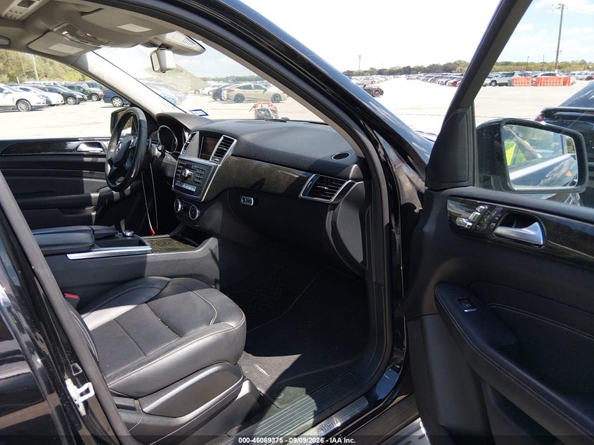 2015 Mercedes-benz M-klasse VIN 4JGDA5JB5FA599990 IAAI salvage auction — NORMAL WEAR, Original (Texas), sold $7,800 on 2026-09-21 (photo 5)