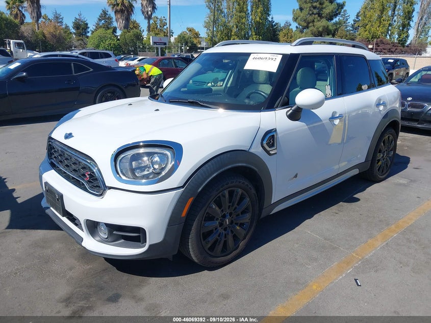 2018 Mini Countryman VIN WMZYT5C35J3D83000 IAAI salvage auction — FRONT END, Wait Title, sold $5,100 on 2026-10-02 (photo 2)