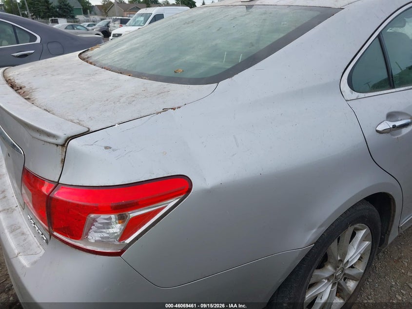2011 Lexus Es 350 VIN JTHBK1EG4B2435057 IAAI salvage auction — NORMAL WEAR, Clear (New York), sold $925 on 2026-10-09 (photo 6)