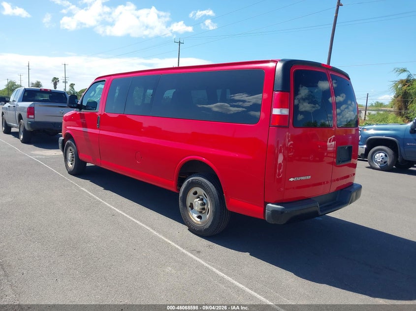 2017 Chevrolet Express 3500 VIN 1GAZGNFF5H1305357 IAAI salvage auction — NORMAL WEAR, Sf97 (Hawaii), sold $11,050 on 2026-10-06 (photo 3)