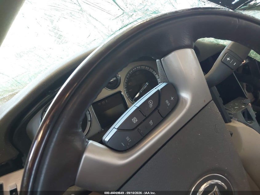2012 Cadillac Escalade VIN 1GYS4BEF9CR243273 IAAI salvage auction — ROLLOVER, Bill Of Sale (Washington), sold $1,000 on 2026-10-08 (photo 7)