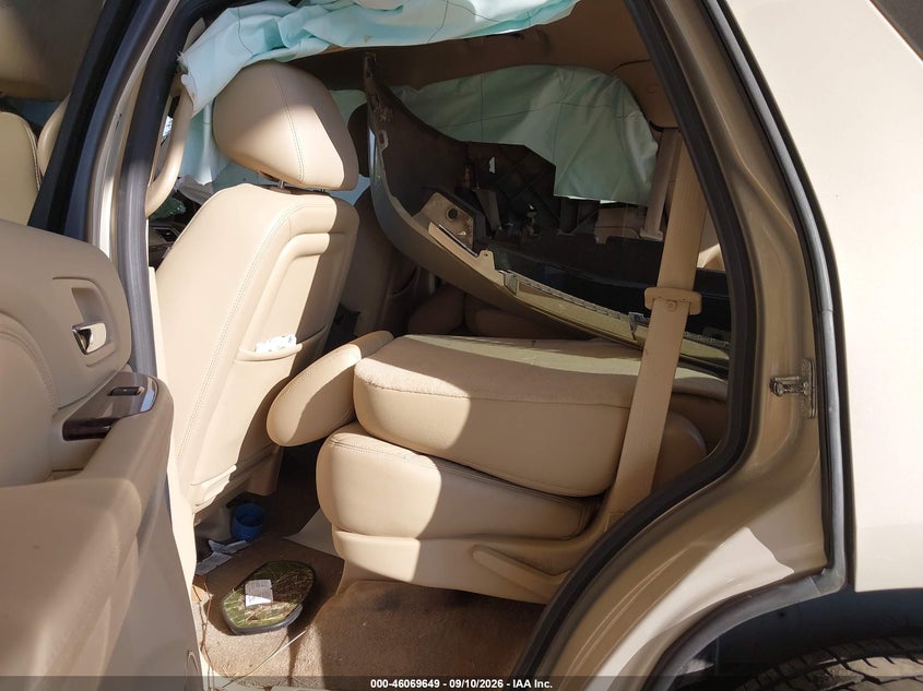 2012 Cadillac Escalade VIN 1GYS4BEF9CR243273 IAAI salvage auction — ROLLOVER, Bill Of Sale (Washington), sold $1,000 on 2026-10-08 (photo 8)