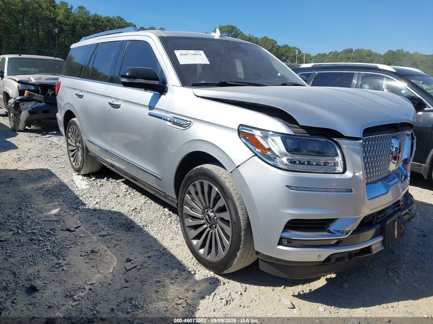 2019 Lincoln Navigator VIN 5LMJJ2LT0KEL25636 — IAAI salvage auction photo