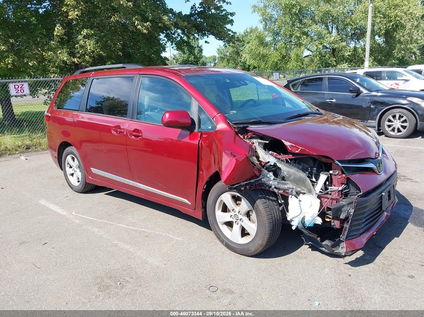 2020 Toyota Sienna VIN 5TDKZ3DC7LS040484 IAAI salvage auction — FRONT END, Wait Title, sold $6,850 on 2026-10-25 (photo 1)