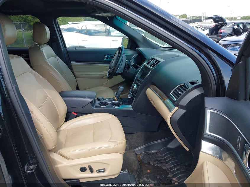 2016 Ford Explorer VIN 1FM5K8F81GGB00181 IAAI salvage auction — Flood, Salvage, sold $2,050 on 2026-10-12 (photo 5)
