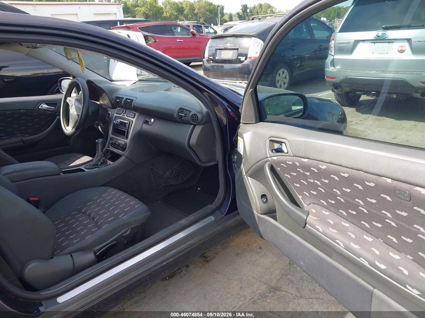 2003 Mercedes-benz C class VIN WDBRN40J53A415269 IAAI salvage auction — NORMAL WEAR, Clear-Dealer Only (North Carolina), sold $400 on 2026-09-27 (photo 5)
