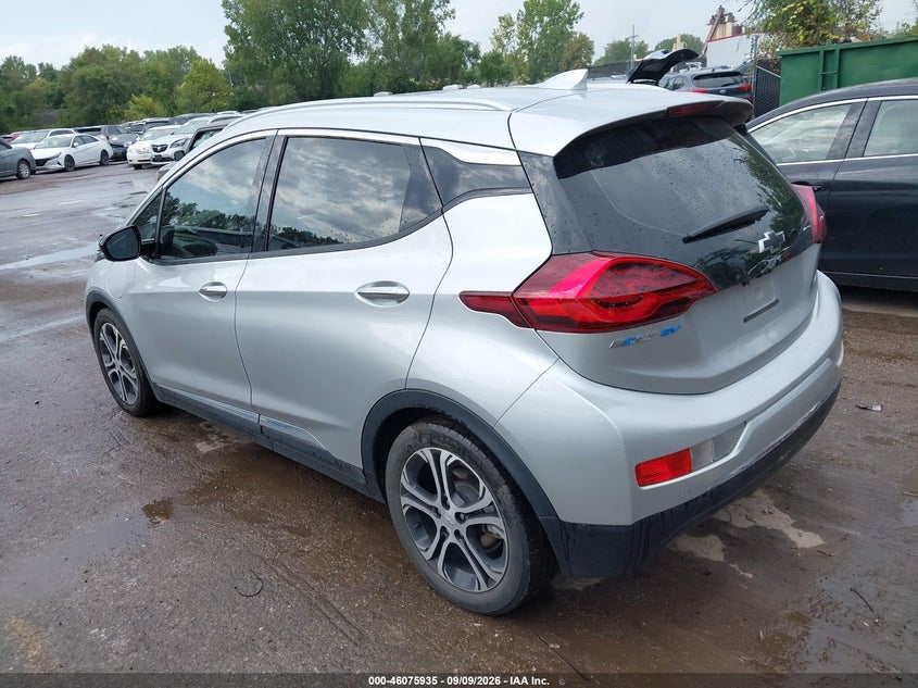 2021 Chevrolet Bolt VIN 1G1FZ6S04M4107365 IAAI salvage auction — FRONT END, Wait Title, sold $8,200 on 2026-10-01 (photo 3)