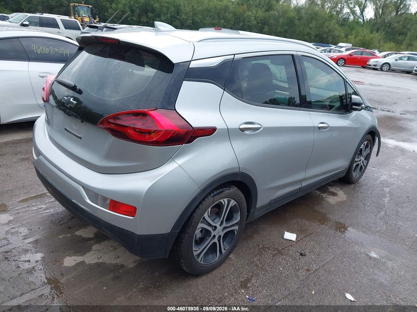 2021 Chevrolet Bolt VIN 1G1FZ6S04M4107365 IAAI salvage auction — FRONT END, Wait Title, sold $8,200 on 2026-10-01 (photo 4)