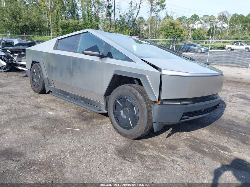 2024 Tesla Cybertruck VIN 7G2CEHED6RA053707 — IAAI salvage auction photo