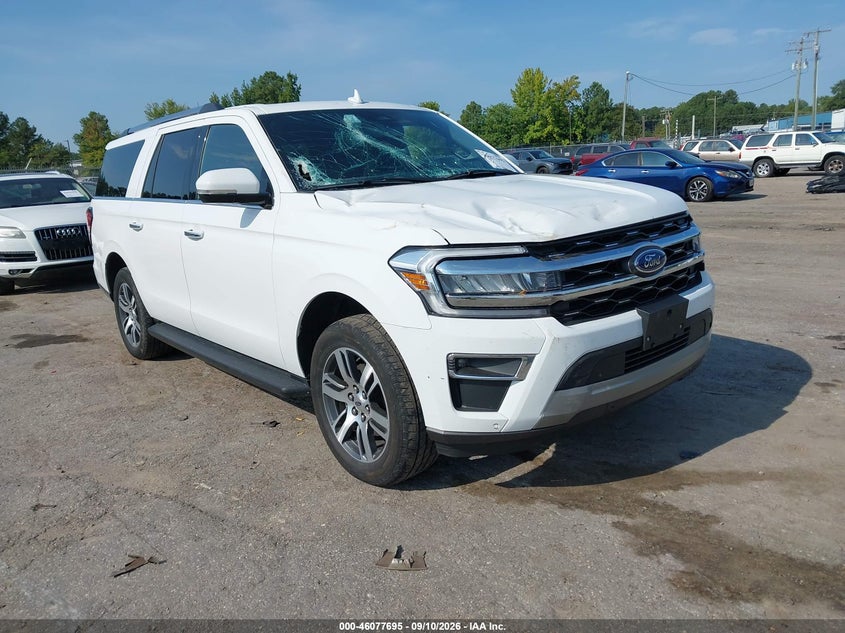 2024 Ford Expedition VIN 1FMJK2A85REA19945 — IAAI salvage auction photo