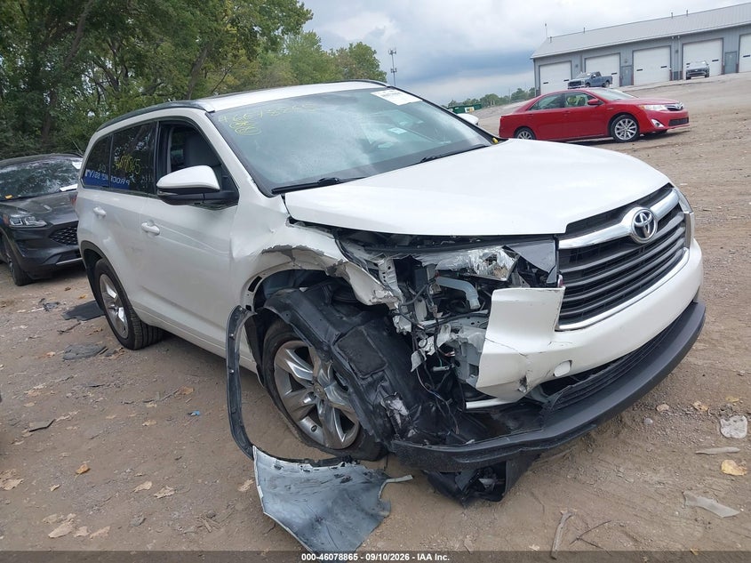 2014 Toyota Highlander VIN 5TDDKRFH6ES005852 — IAAI salvage auction photo