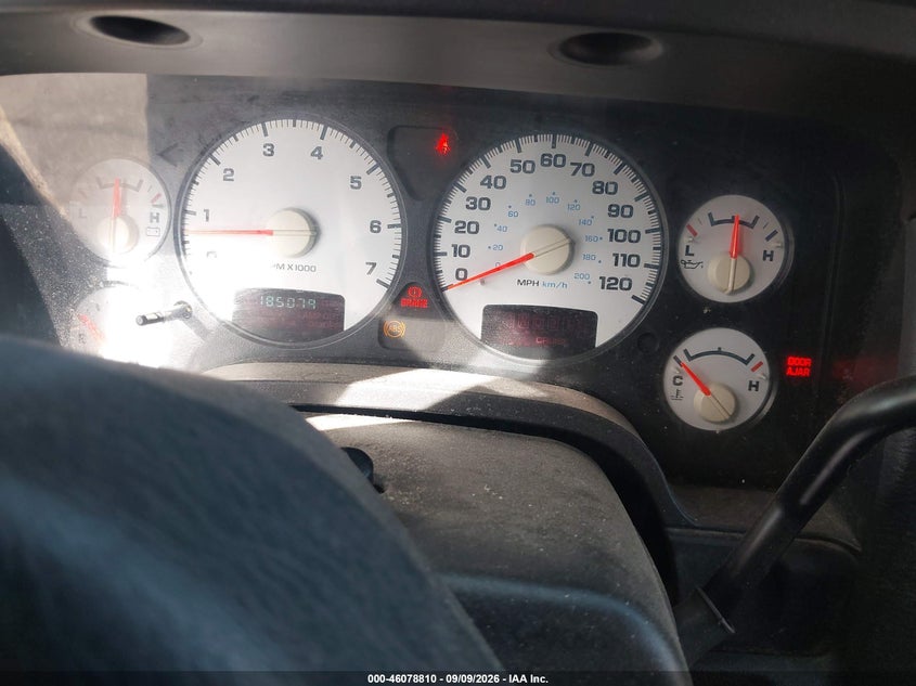 2003 Dodge Ram 1500 VIN 1D7HA18NX3J557492 IAAI salvage auction — NORMAL WEAR, Clear (Utah), sold $350 on 2026-09-24 (photo 7)