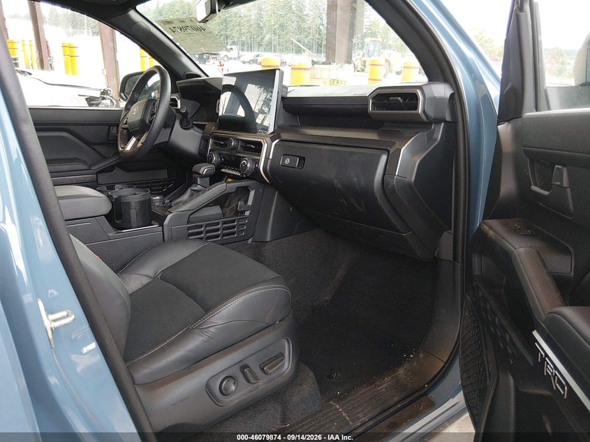 2025 Toyota 4runner VIN JTEVA5BR7S5067269 IAAI salvage auction — LEFT FRONT, Bill Of Sale (Washington), sold $33,250 on 2026-09-28 (photo 5)