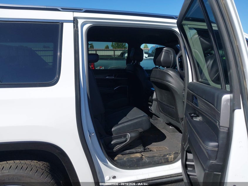 2024 Jeep Wagoneer VIN 1C4SJRBP4RS159870 IAAI salvage auction — LEFT FRONT, Wait Title, sold $18,400 on 2026-10-07 (photo 8)