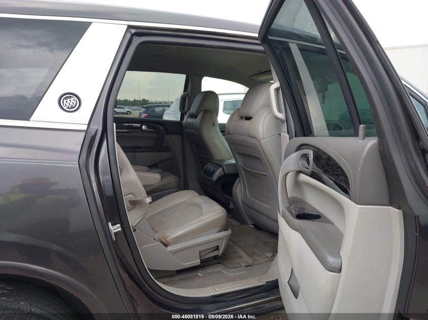 2014 Buick Enclave VIN 5GAKRBKD7EJ242751 IAAI salvage auction — NORMAL WEAR, Clear (Rhode Island), sold $725 on 2026-10-01 (photo 8)
