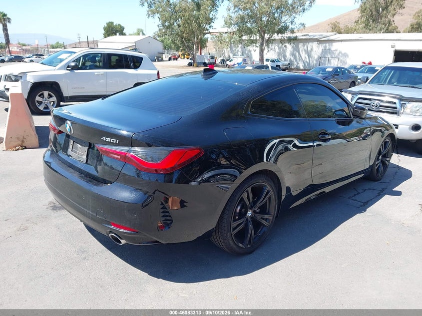 2021 BMW 4er VIN WBA53AP00MCG38293 IAAI salvage auction — UNDERCARRIAGE, Wait Title, sold $12,400 on 2026-10-17 (photo 4)
