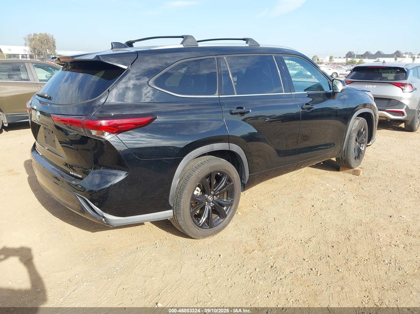 2021 Toyota Highlander VIN 5TDYZRAH3MS034695 IAAI salvage auction — LEFT FRONT, Wait Title, sold $10,600 on 2026-10-12 (photo 4)