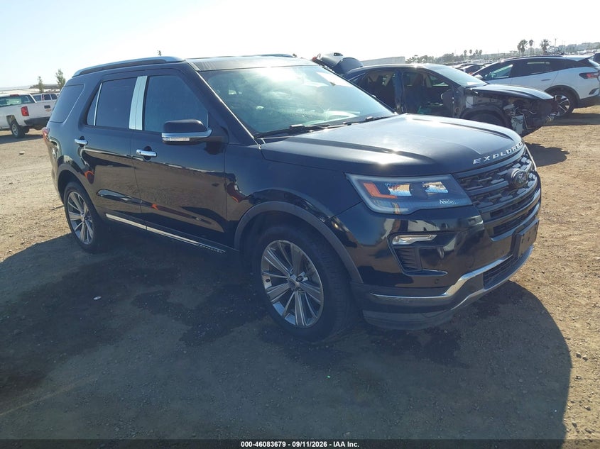 2018 Ford Explorer VIN 1FM5K8F83JGB11447 — IAAI salvage auction photo