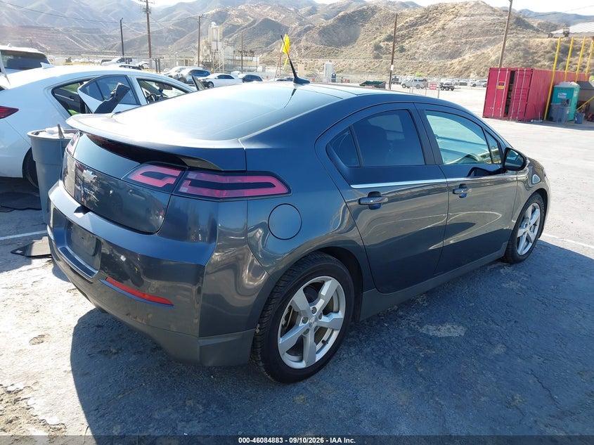 2013 Chevrolet Volt VIN 1G1RE6E41DU145367 IAAI salvage auction — REAR END, Clear - Dealer Only (California), sold $1,025 on 2026-09-14 (photo 4)