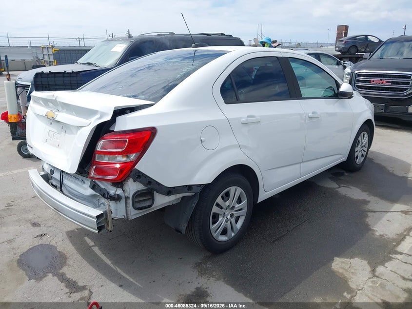 2017 Chevrolet SONIC VIN 1G1JB5SG4H4114991 IAAI salvage auction — REAR END, Wait Title, sold $1,500 on 2026-09-27 (photo 4)