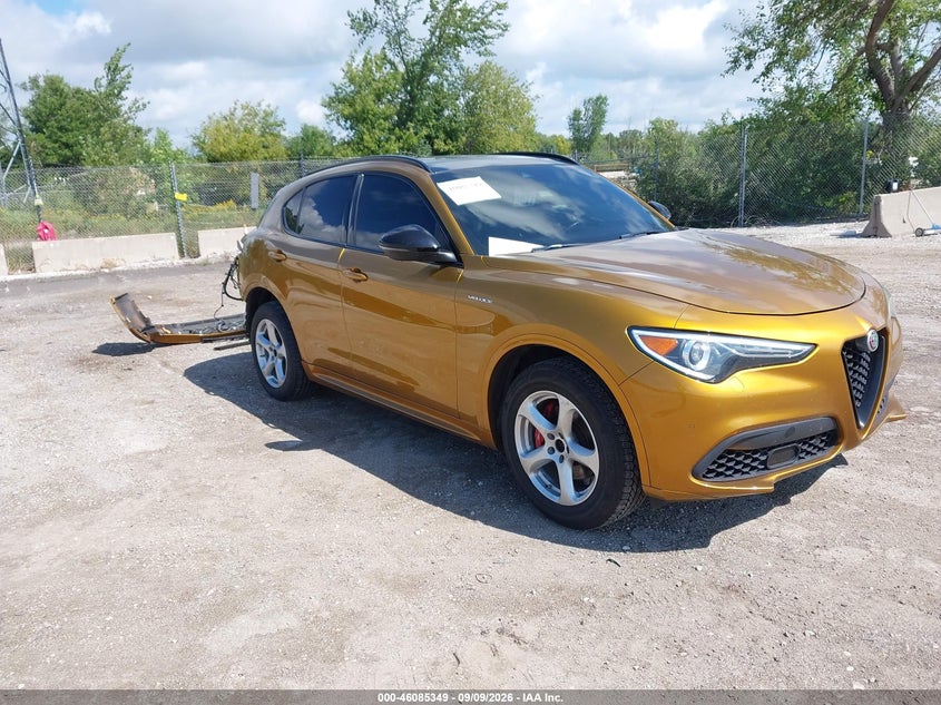 2022 Alfa romeo Stelvio VIN ZASPAKBN9N7D31875 — IAAI salvage auction photo