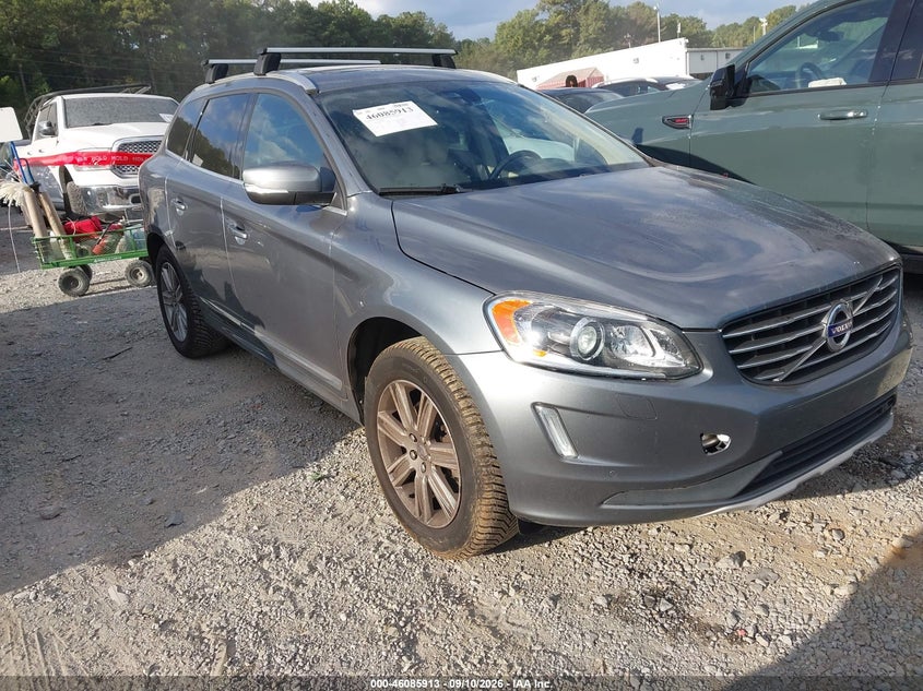 2017 Volvo Xc60 VIN YV440MDU8H2085835 IAAI salvage auction — SIDE, Wait Title, sold $3,600 on 2026-10-04 (photo 1)
