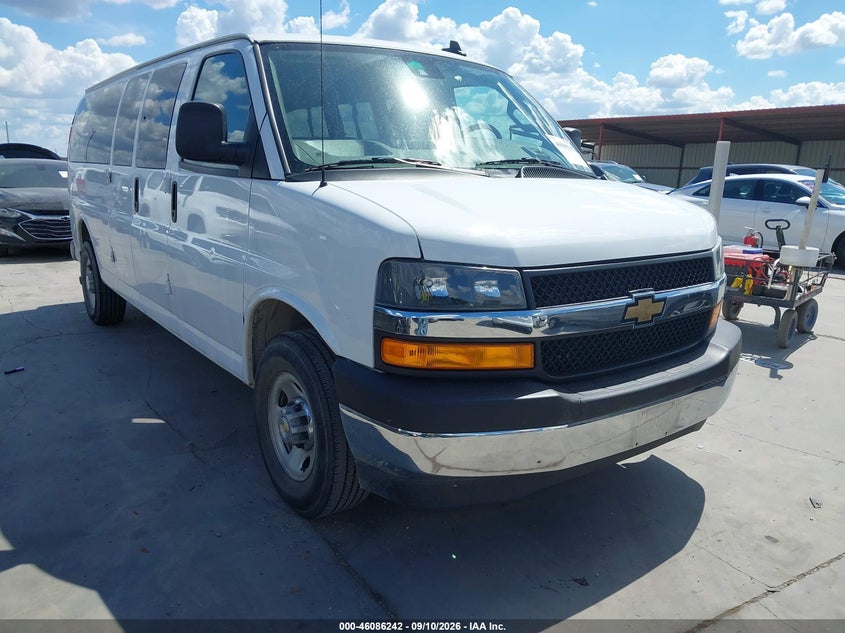 2025 Chevrolet Express 2500 VIN 1GAZGPF77S1101820 — IAAI salvage auction photo