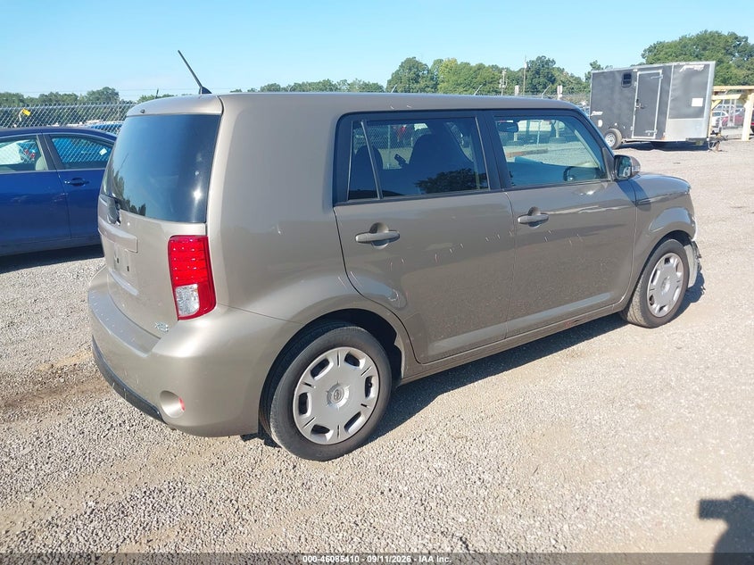 2013 Scion Xb VIN JTLZE4FE6DJ032331 IAAI salvage auction — RIGHT FRONT, Wait Title, sold $975 on 2026-10-01 (photo 4)