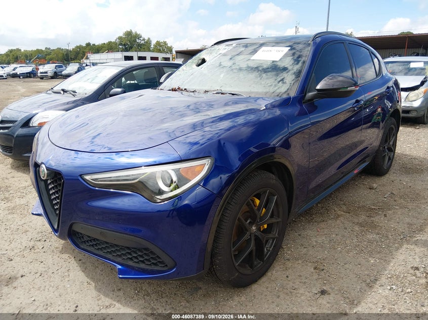 2021 Alfa romeo Stelvio VIN ZASPAKBN0M7D15692 IAAI salvage auction — FRONT END, Salvage Title, sold $11,100 on 2026-09-26 (photo 2)