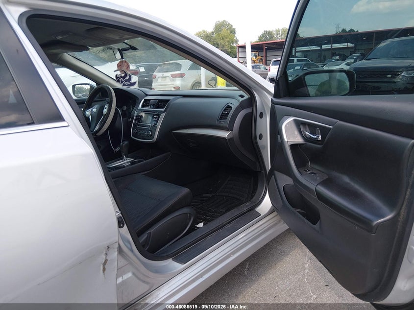 2016 Nissan Altima VIN 1N4AL3AP3GC248797 IAAI salvage auction — NORMAL WEAR, Wait Title, sold $0 on 2026-09-25 (photo 5)
