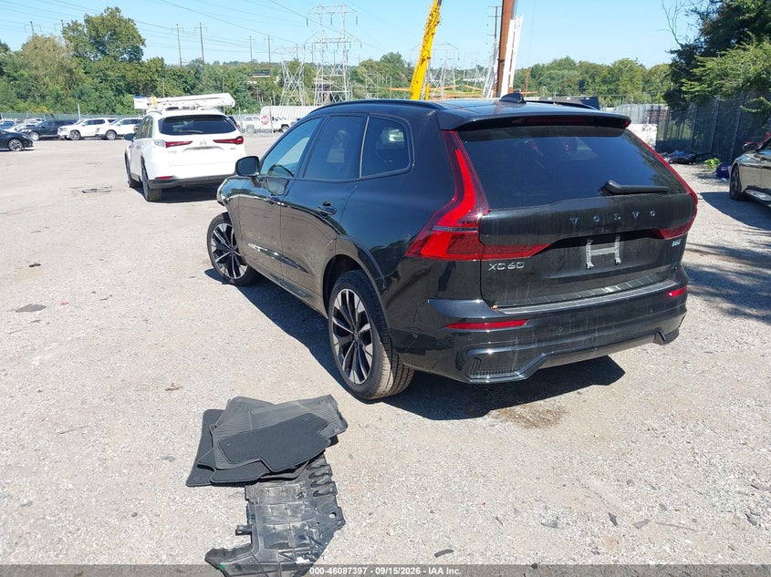 2026 Volvo Xc60 VIN YV4M12RC5T1459737 IAAI salvage auction — FRONT END, Clear (Illinois), sold $27,100 on 2026-09-25 (photo 3)