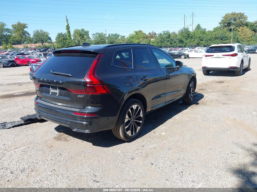 2026 Volvo Xc60 VIN YV4M12RC5T1459737 IAAI salvage auction — FRONT END, Clear (Illinois), sold $27,100 on 2026-09-25 (photo 4)