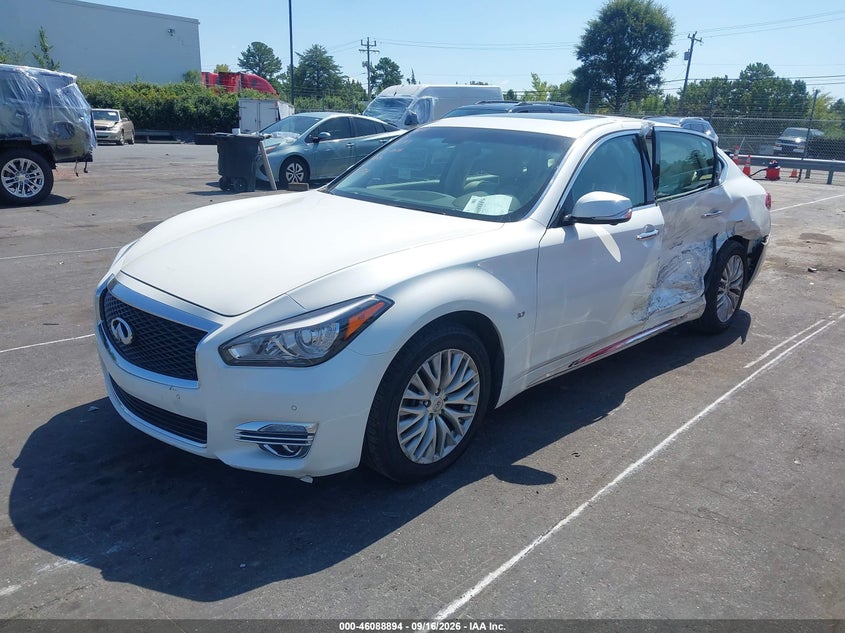 2016 Infiniti Q70 VIN JN1BY1PP2GM631428 IAAI salvage auction — LEFT SIDE, Salvage (North Carolina), sold $1,400 on 2026-10-06 (photo 2)
