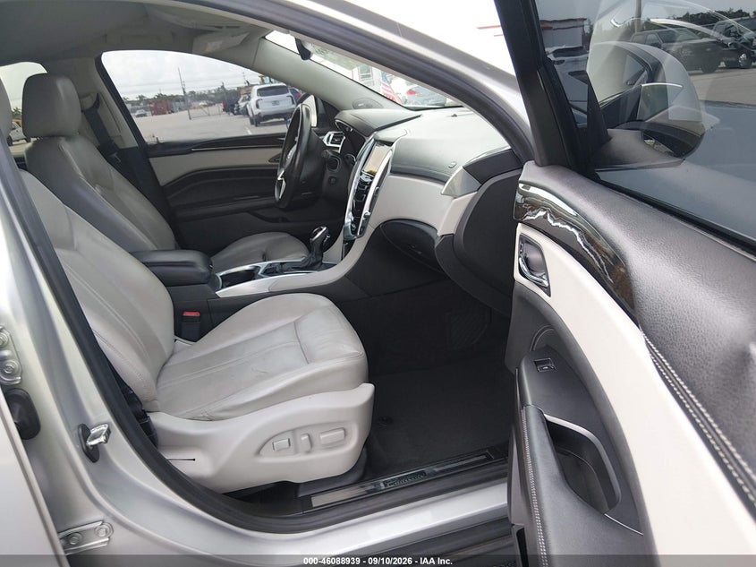 2014 Cadillac Srx VIN 3GYFNBE35ES596436 IAAI salvage auction — LEFT REAR, Salvage Title, sold $375 on 2026-10-05 (photo 5)