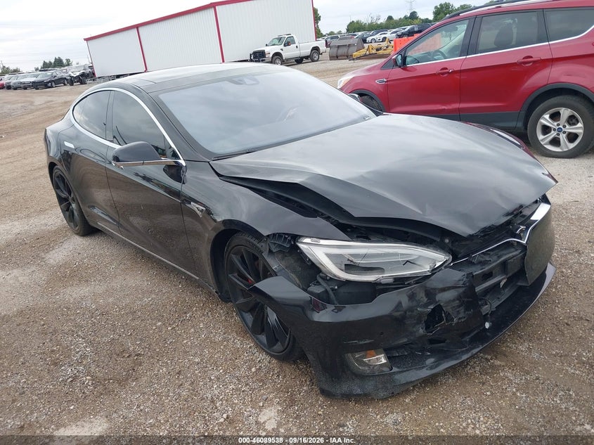 2016 Tesla Model s VIN 5YJSA1E43GF158898 — IAAI salvage auction photo
