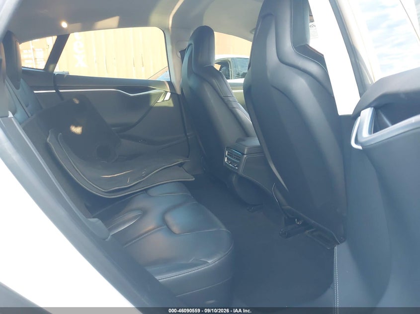 2015 Tesla Model s VIN 5YJSA1H26FF085969 IAAI salvage auction — LEFT FRONT, Wait Title, sold $25 on 2026-10-06 (photo 8)