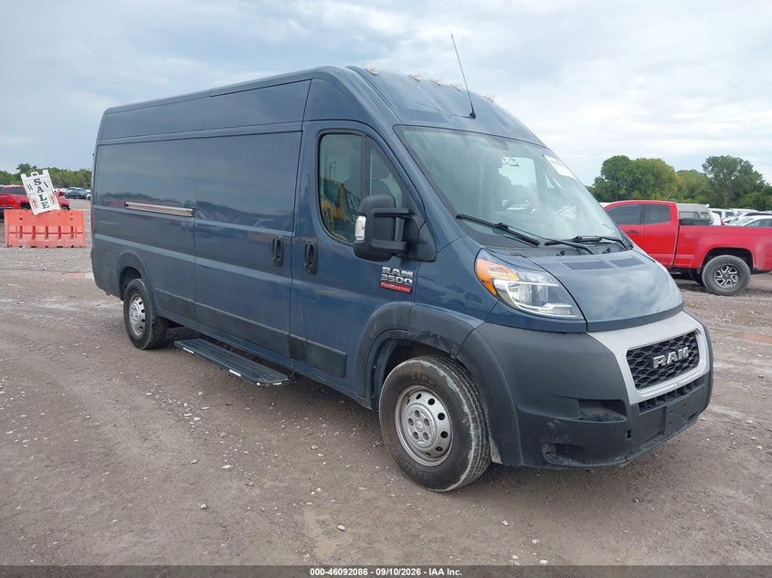 2019 Ram Promaster city VIN 3C6URVJG0KE553605 IAAI salvage auction — LEFT FRONT, Clear (Florida), sold $8,800 on 2026-09-19 (photo 1)
