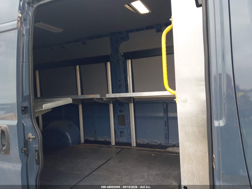2019 Ram Promaster city VIN 3C6URVJG0KE553605 IAAI salvage auction — LEFT FRONT, Clear (Florida), sold $8,800 on 2026-09-19 (photo 8)