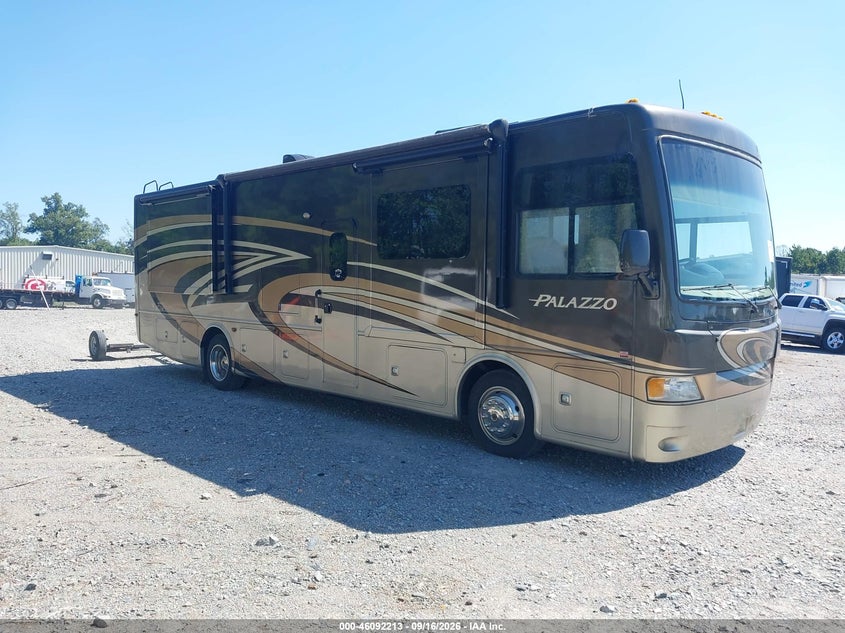 2015 Freightliner Chassis VIN 4UZACJDT6FCGN8711 IAAI salvage auction — NORMAL WEAR, Clear (Virginia), sold $25,500 on 2026-10-23 (photo 1)