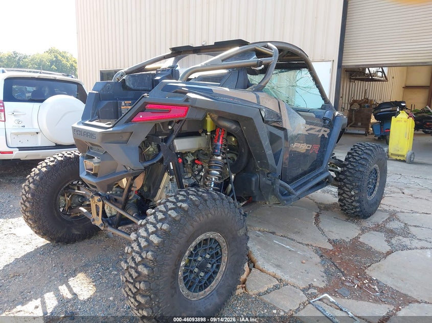 2025 Polaris Rzr VIN 3NSRPD2KXSG073270 IAAI salvage auction — ROLLOVER, Salvage Title, sold $21,100 on 2026-09-23 (photo 4)
