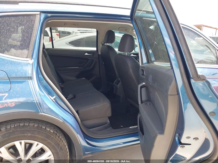 2019 Volkswagen Tiguan VIN 3VV2B7AX2KM106555 IAAI salvage auction — LEFT REAR, Salvage (Texas), sold $25 on 2026-10-02 (photo 8)
