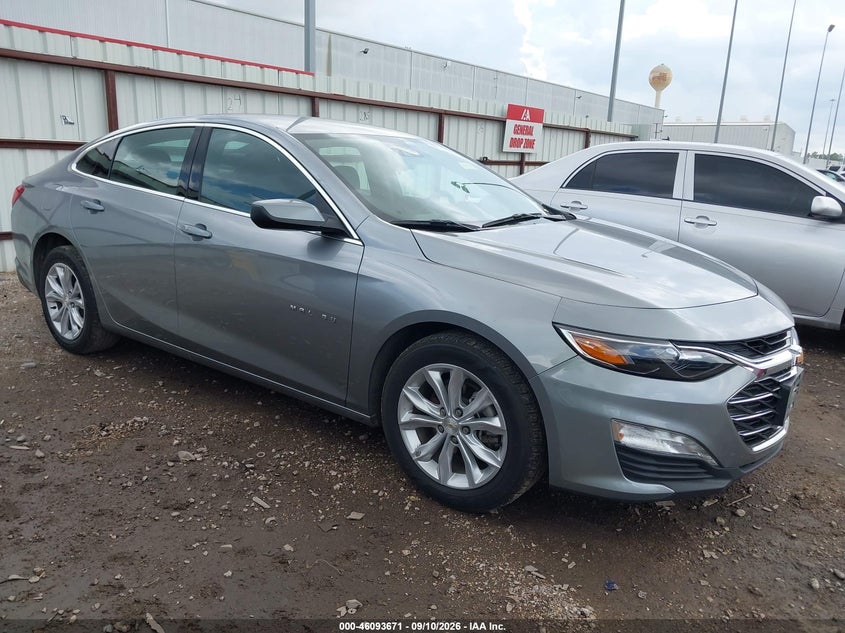 2025 Chevrolet Malibu VIN 1G1ZD5ST4SF136303 — IAAI salvage auction photo