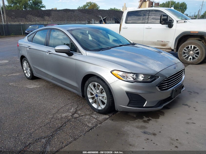 2020 Ford Fusion VIN 3FA6P0LU5LR224718 — IAAI salvage auction photo