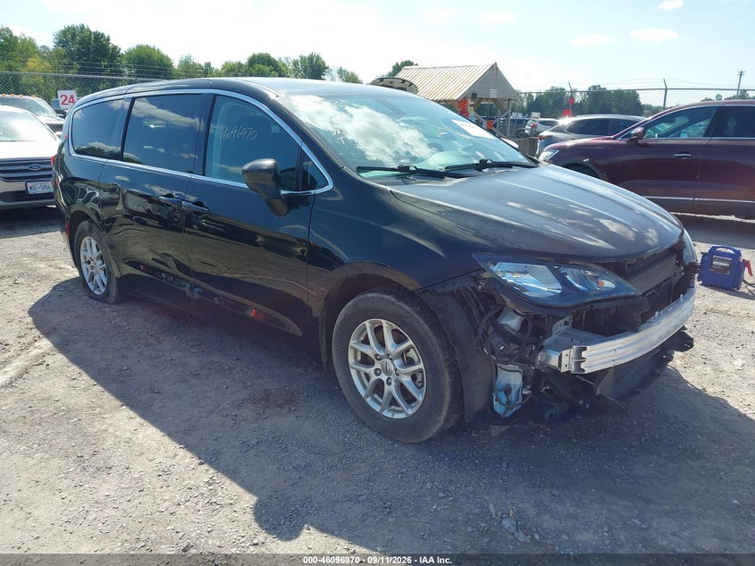 2022 Chrysler Voyager VIN 2C4RC1CG3NR211669 — IAAI salvage auction photo