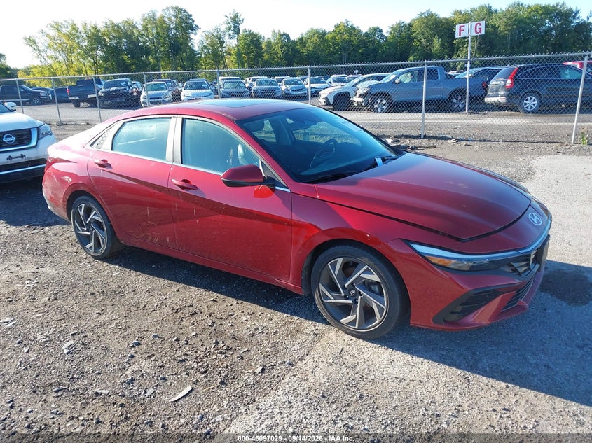 2025 Hyundai Elantra VIN KMHLP4DG0SU872192 — IAAI salvage auction photo