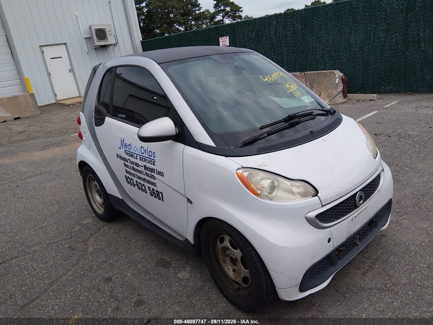 2015 Smart Fortwo VIN WMEEJ3BA9FK809845 IAAI salvage auction — UNKNOWN, Clear (New York), sold $725 on 2026-10-27 (photo 1)