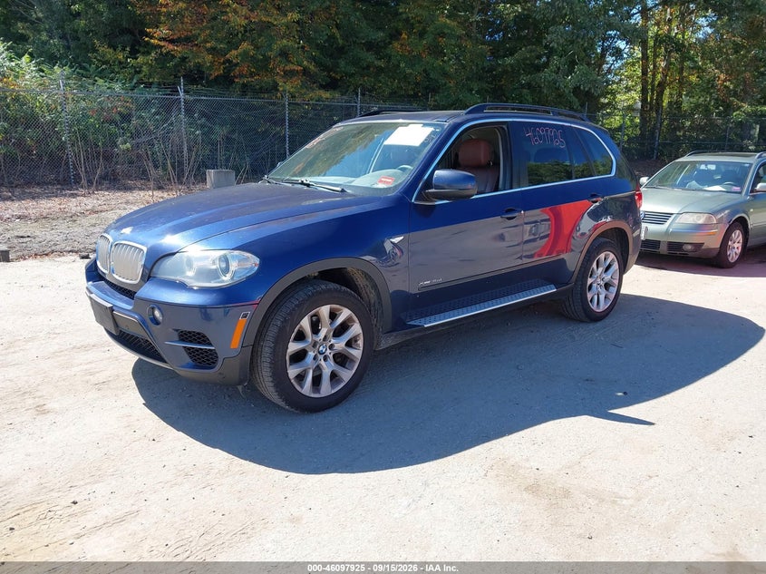 2013 BMW X5 VIN 5UXZW0C5XD0B92189 IAAI salvage auction — NORMAL WEAR, Original (Maine), sold $1,000 on 2026-10-25 (photo 2)
