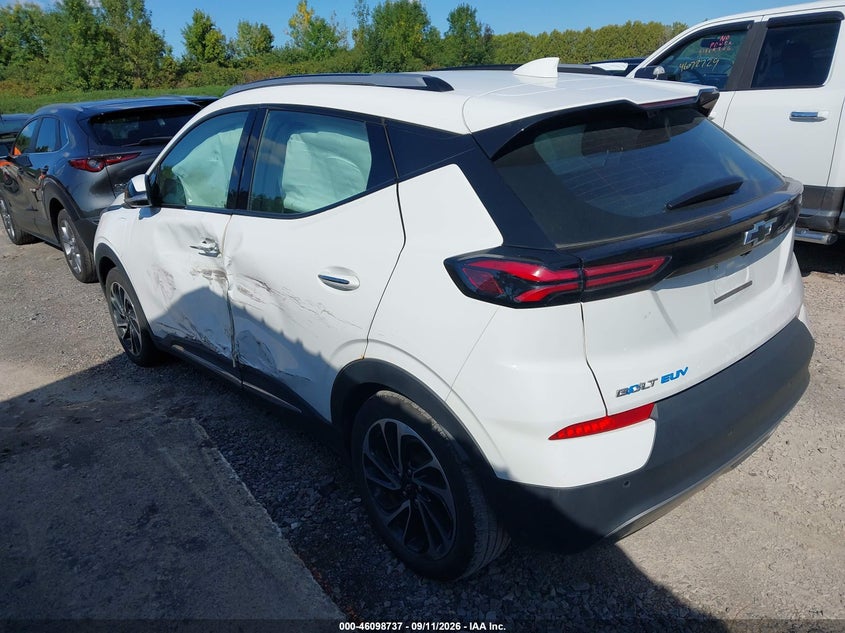 2023 Chevrolet Bolt euv VIN 1G1FZ6S01P4208254 IAAI salvage auction — SIDE, Wait Title, sold $8,900 on 2026-09-27 (photo 3)